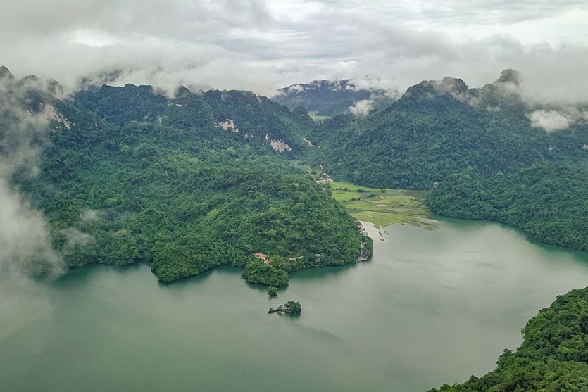 Khu du lịch sinh thái Sài Gòn - Ba Bể